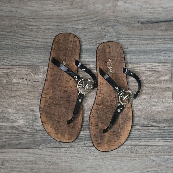 Michael Michael Kors • Sandals, Size 8 - Picture 1 of 3
